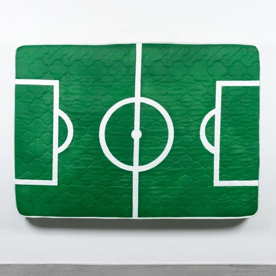 The Rag Ball (La Pelota de Trapo)