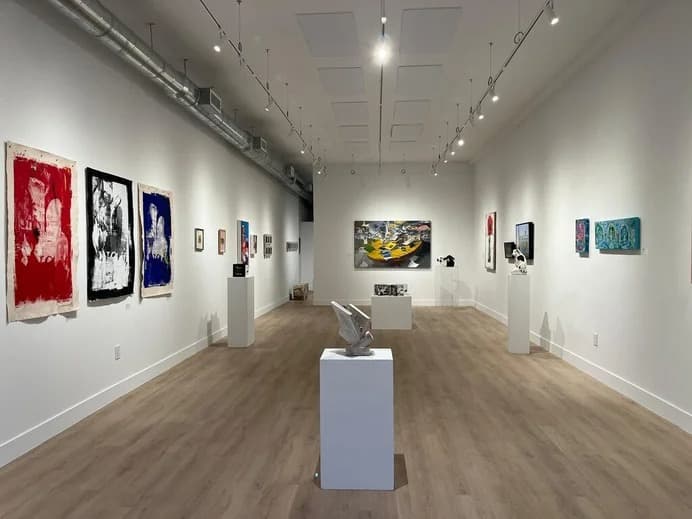 Installation view 4 of 5