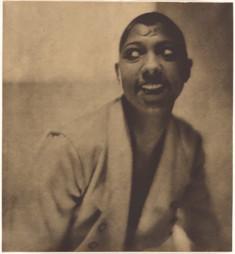 Queer Lens: A History of Photography