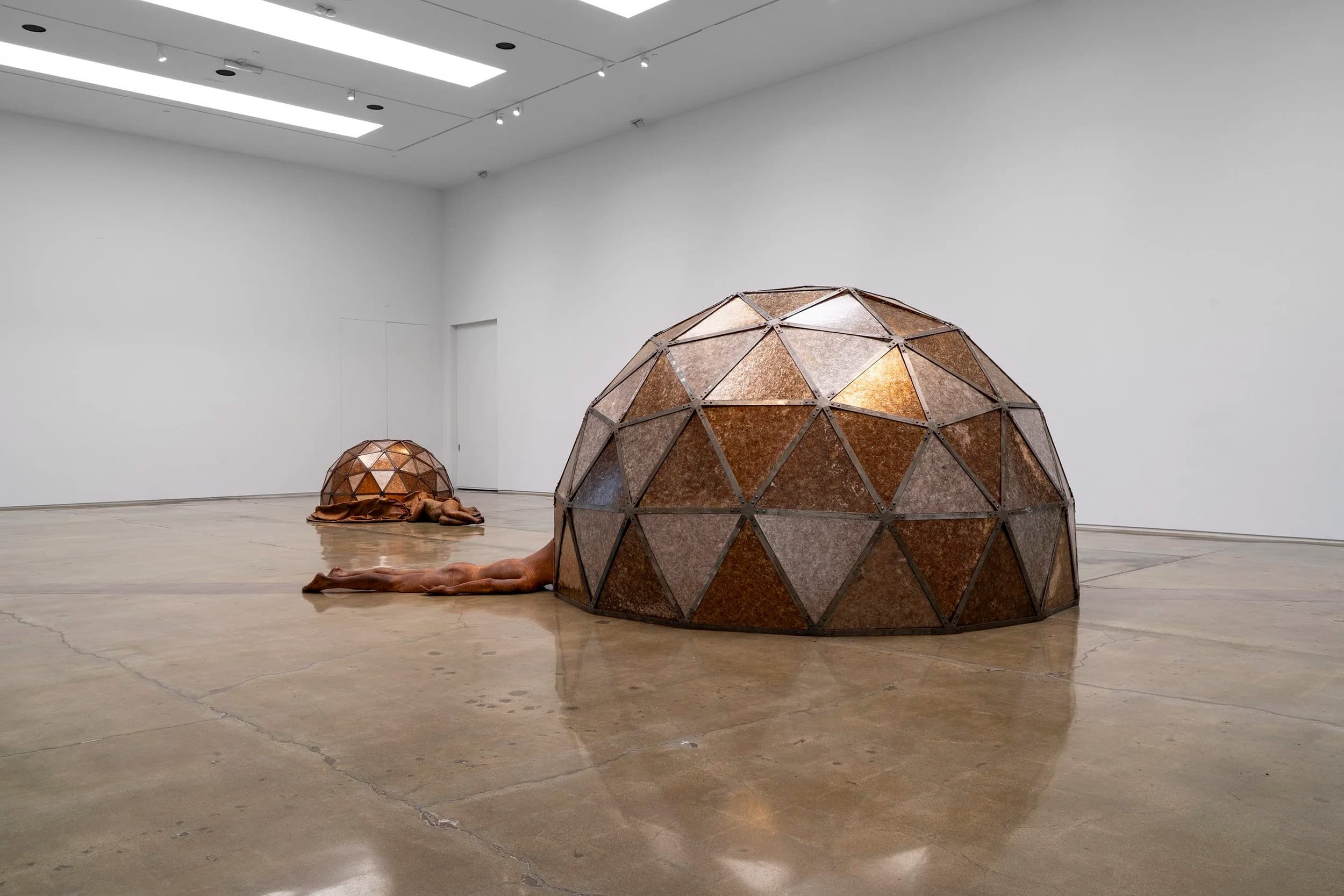 Installation view 2 of 7