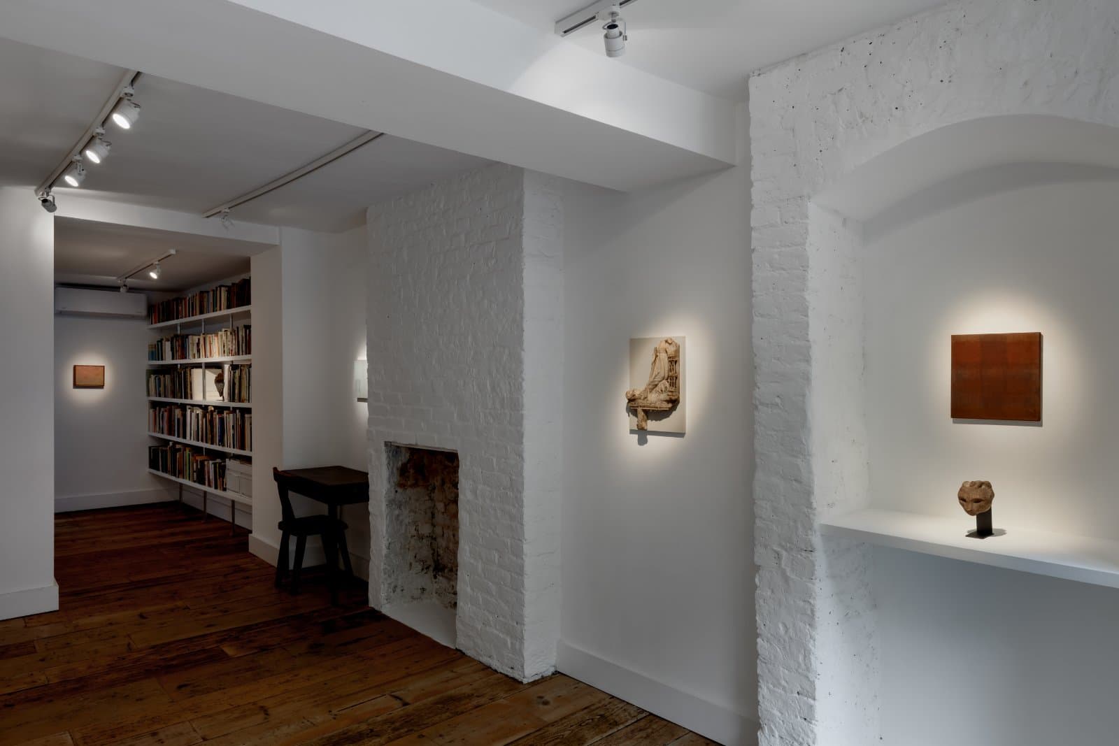 Installation view 2 of 11