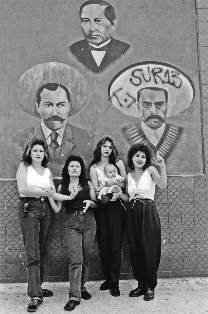 Graciela Iturbide, Cholas (Los mariachis), East L.A., Estados Unidos