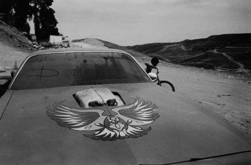 Graciela Iturbide, La Frontera, Cañón de Zapata, Tijuana