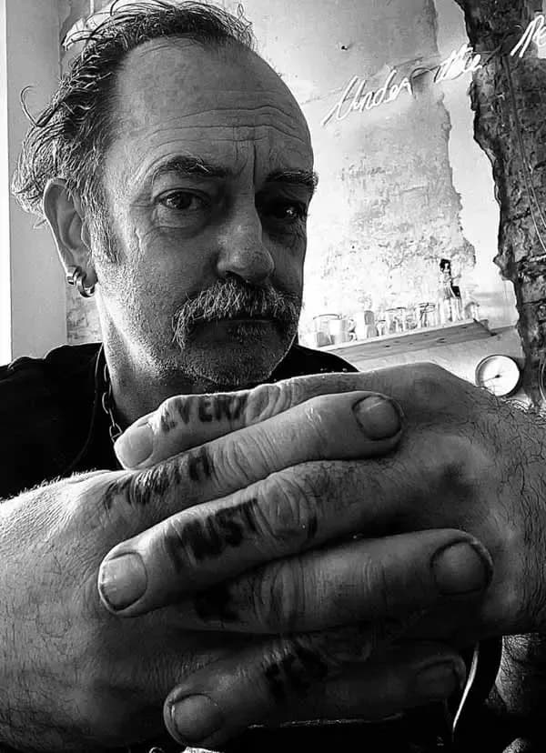 Douglas Gordon